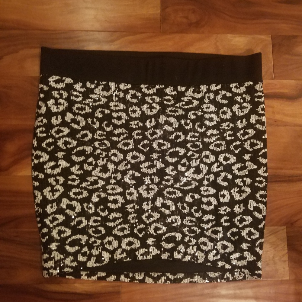Torrid sequin skirt